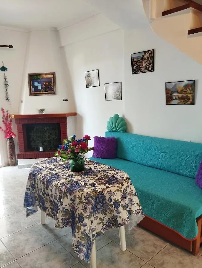 Vila La Maison Bleue Paralia Dionysiou